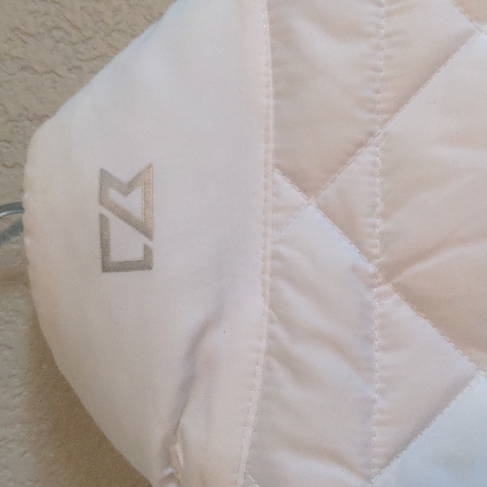 Denver Broncos Cutter & Buck White zip up puffy vest, small - Picture 5 of 16